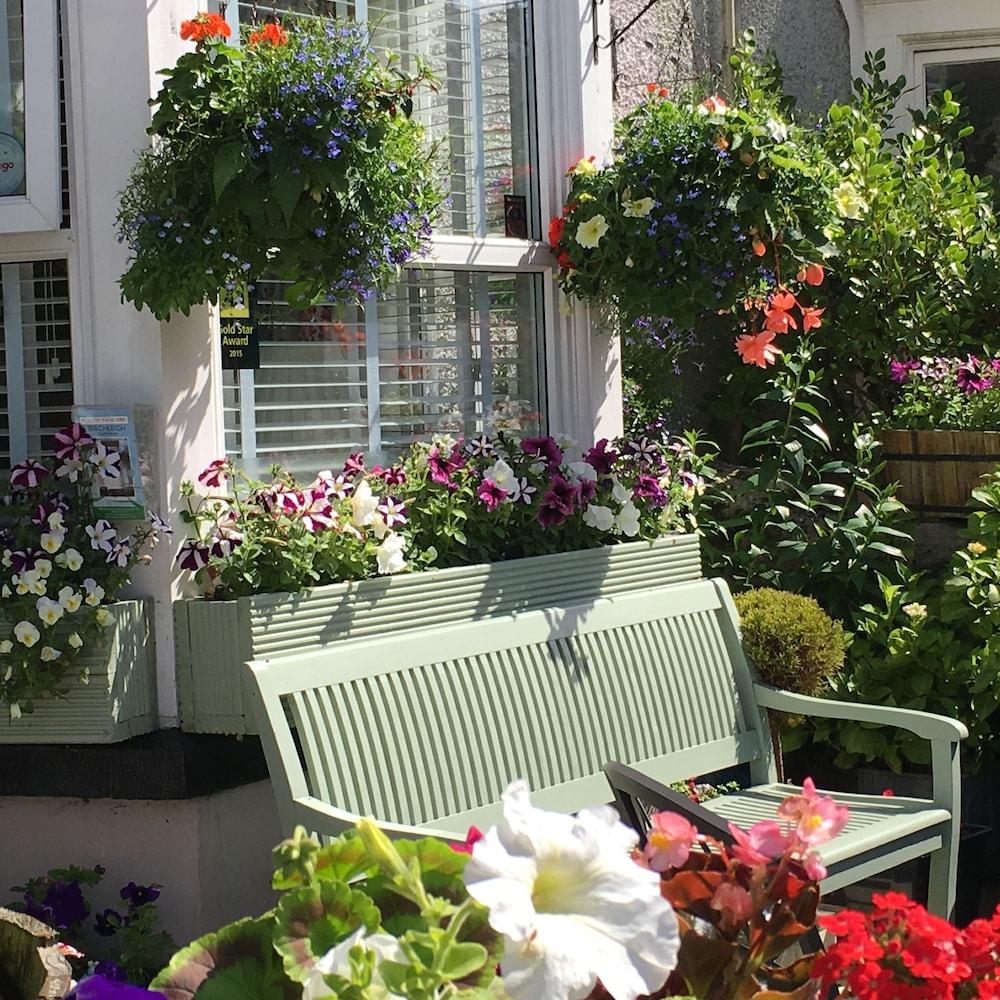 Birchleigh Guest House Grange-over-Sands Dış mekan fotoğraf