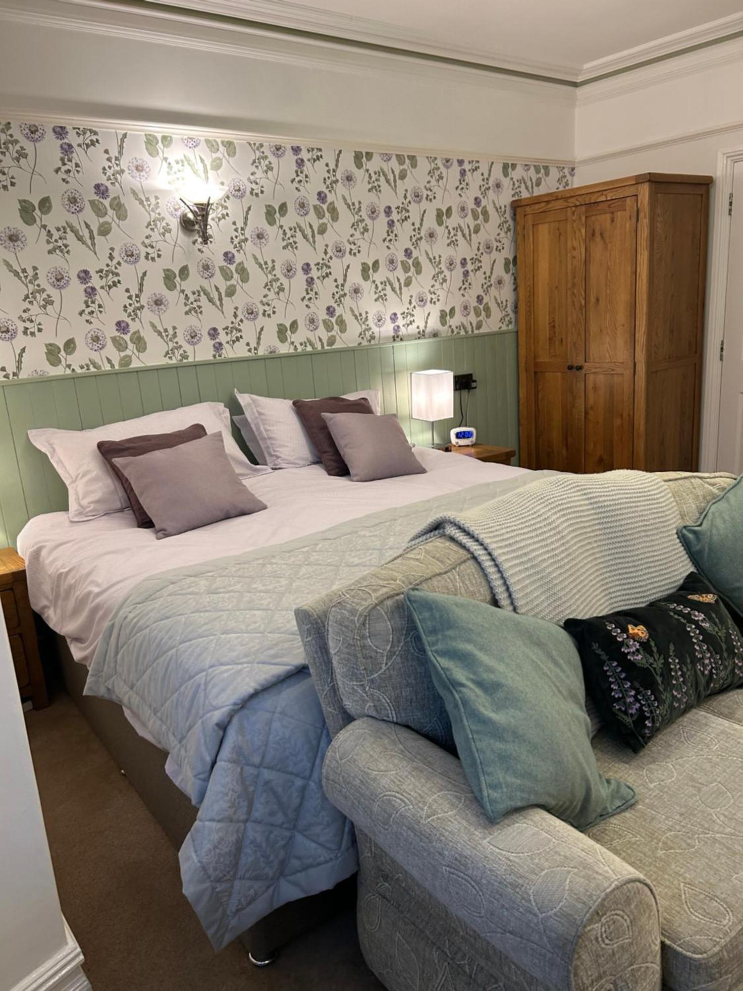 Birchleigh Guest House Grange-over-Sands Dış mekan fotoğraf